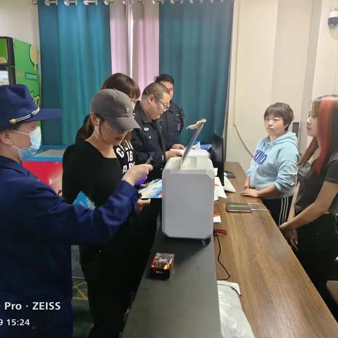 整治“三合一”场所  根除消防隐患