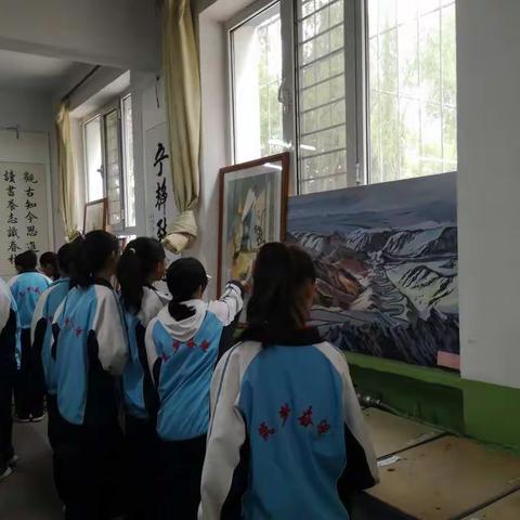 喜迎二十大·翰墨展情怀——宁武教育科技局《2022年喜迎二十大书画巡回展》一中校区的开展活动