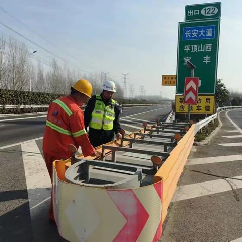 郏县路产管理大队“两手抓、两促进”全力确保消防及运营管理形势持续稳定