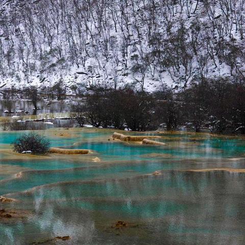 白雪.碧水.黄龙