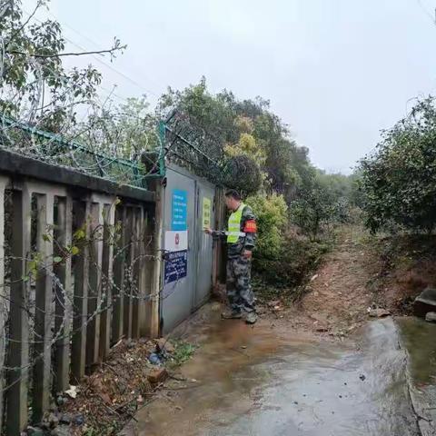 共青城市护路办加强雨季铁路沿线巡查工作