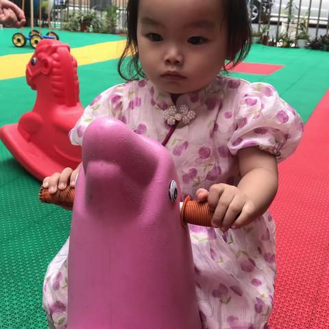 花朵幼儿园小班张雯妍小宝贝