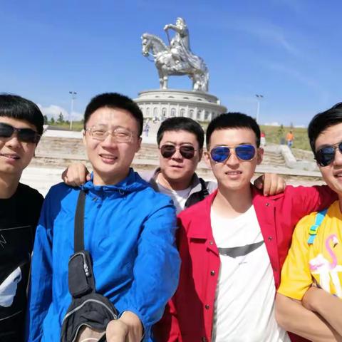 【带上兄弟看草原】--雾中的蒙古国，雨中的乌兰巴托(市区篇)