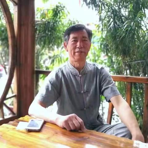 当代书法家贾子祥景德镇陶瓷赏析