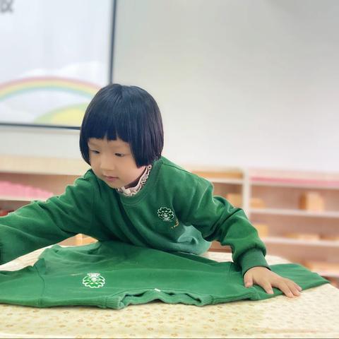 幼儿生活自理能力培养——叠衣服👔