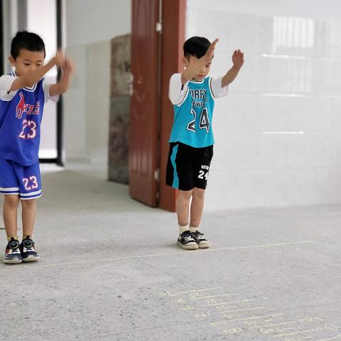 “健康体能，快乐成长”一一平山镇中心幼儿园2022年春学期（大班组）体能测评活动