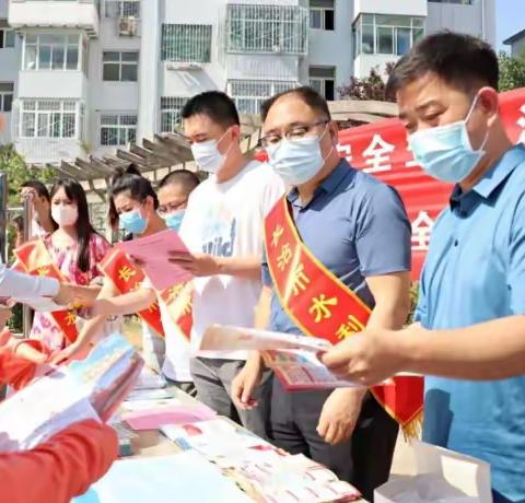 英雄南路街道“安全生产月”各项活动助推大检查大整治大提升行动走向深入