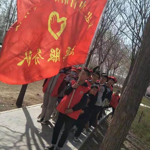 青铜峡市第七中学举行“弘扬志愿精神，献礼建党百年”志愿活动