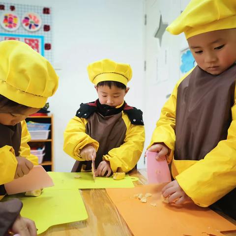 澄云幼儿园中三班食育课程—甜蜜香蕉派