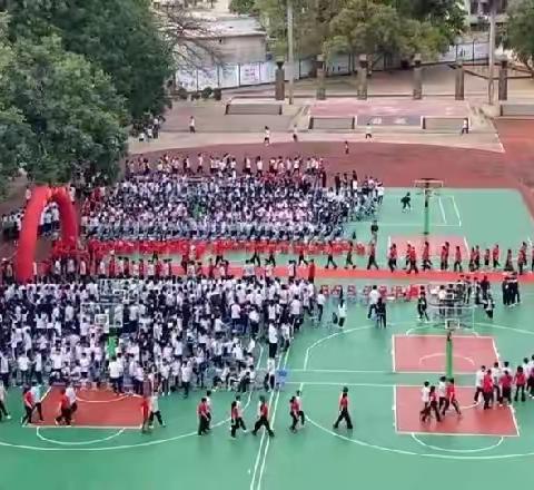 “超越梦想，一起向未来”———海口市琼山第二中学2022届中考百日誓师大会记