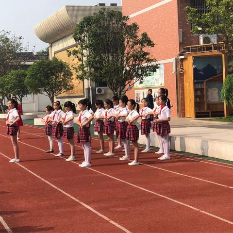 为生命打亮阳光底色，做身心健康向上少年—-韶西逸夫小学2018心理健康节系列活动