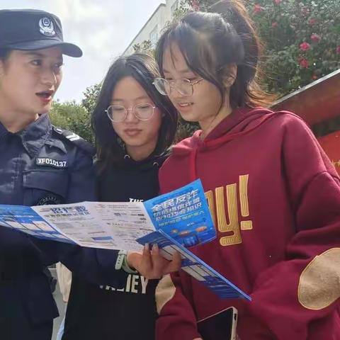 春风如你 灼灼芳华