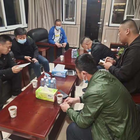 五一假期，我们依然坚守……