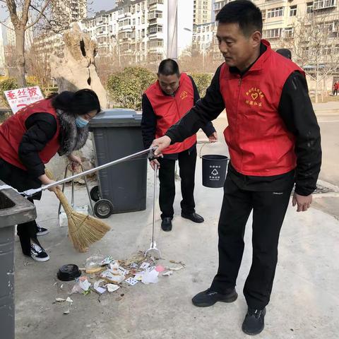 区机关事务服务中心：发扬新时代雷锋精神，党员志愿服务进社区