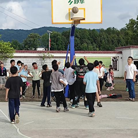 大埠赖传珠小学兴趣小组展示