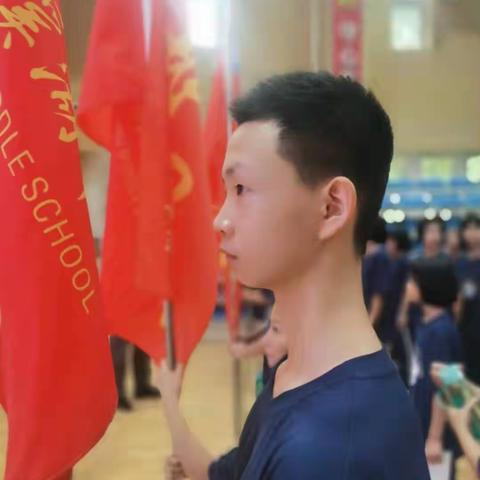 C2110班军训美篇 宝剑锋从磨砺出 梅花香自苦寒来