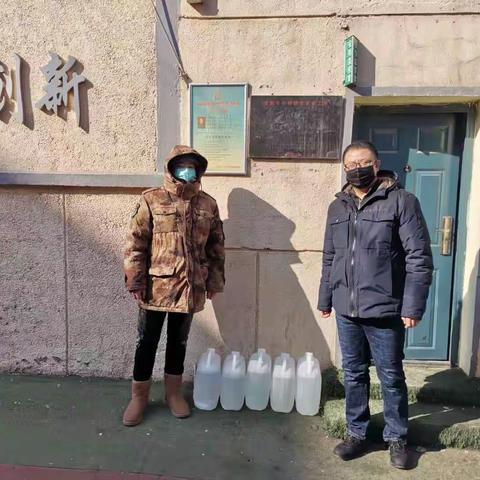 “心系母校战疫情”兴工四校毕业生为母校捐赠防疫用品