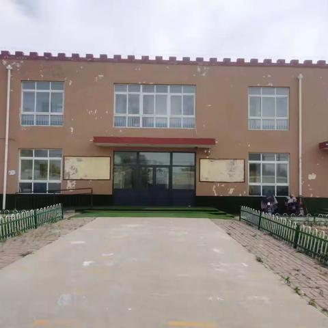 【关爱学生，幸福成长】曲周县河南疃镇连珠村小学科学小实验—绘制学校平面图