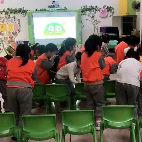 泉港区第二实验幼儿园健康组信息技术2.0研修简报