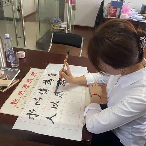 “传承五四精神，争做时代先锋”行宫支行五四青年节活动