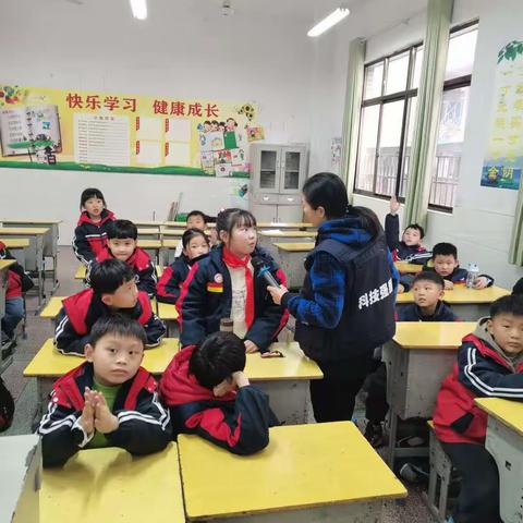 冷水江市第二小学航模魅力