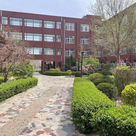 “重新开始，从心开始”——滨城区第二小学四年级语文组“集体备课凝智慧，潜心教学促成长”经验分享