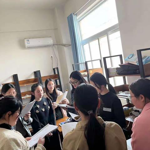 【育华园学校·高效课堂】——齐心协力促发展之宁陵县育华园学校小学英语组郭靖老师公开课小记