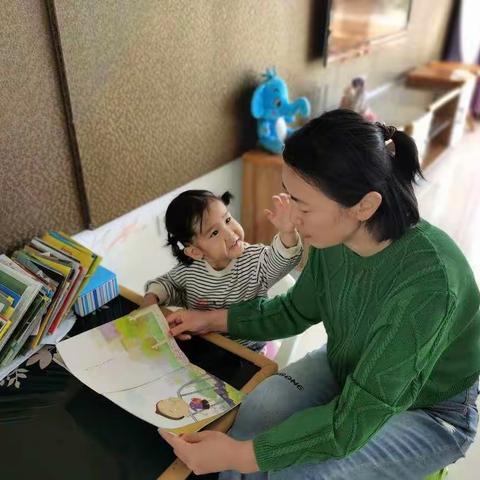 【新时代文明实践铜山在行动】柳泉镇高皇村开展“ 童话故事阅读”亲子活动