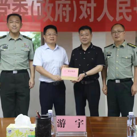 龙岗街道开展"八一"慰问部队活动以及落实做好夏秋季征兵上站体检工作