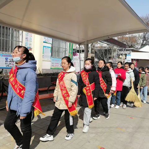 学雷锋做好事，我奉献我快乐