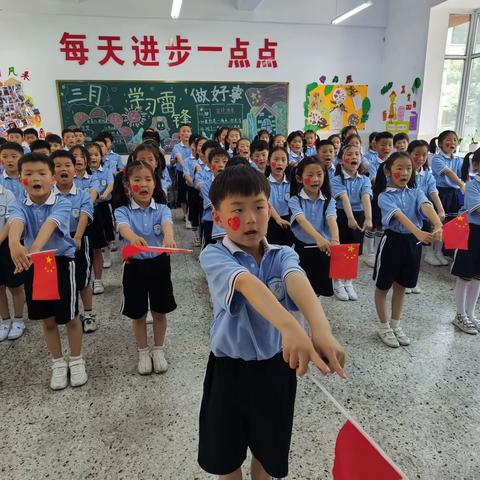 “党的光辉照我心，童心喜迎二十大”——闽江路小学开展一年级队歌带动唱比赛