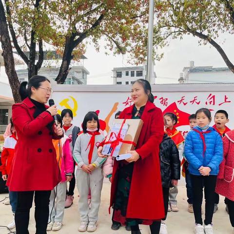 十年树木，薪火相传——贡江镇窑塘小学第六周升旗仪式