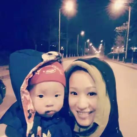 宝贝，妈妈爱你