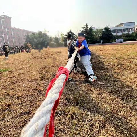 凝心聚力展风采 团结奋进亮雄姿——丰县广宇学校拔河比赛掠影