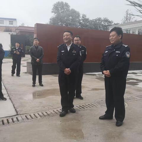 商洛市公安局组织民警赴宜君县公安局执法管理中心交流考察