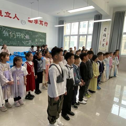 弘扬中华优秀传统文化 争做新时代国学好少年