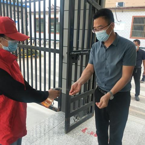 护航复学复课、稳定疫情防控---高庄镇三中、汪流学校