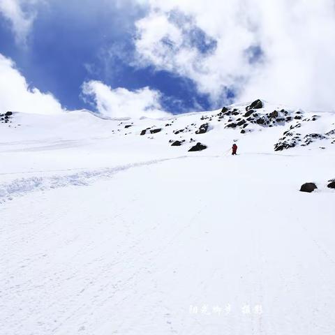 躲开疫情，去雪山撒欢——夹墙山五号峰攀登纪实（之四）