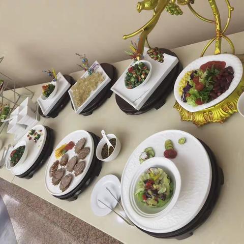 长春市人民广场四楼4月4号