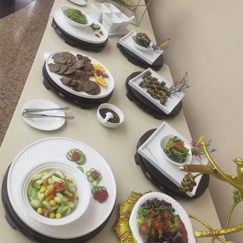 长春市人民广场四楼4月6号