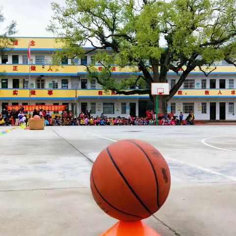 冲脉“篮球之乡”，篮球运动从娃娃抓起🏀—柳城县全民健身篮球公益培训班在冲脉小学举行