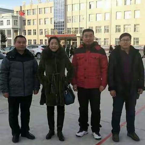 自主互助学习型课堂富裕现场会