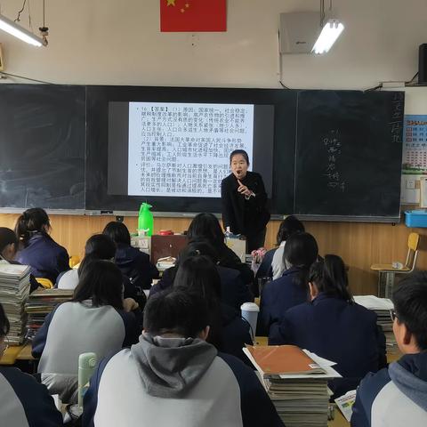 周末毫不松懈，坚守三尺讲台|即墨区市北中学高二级部教师风采