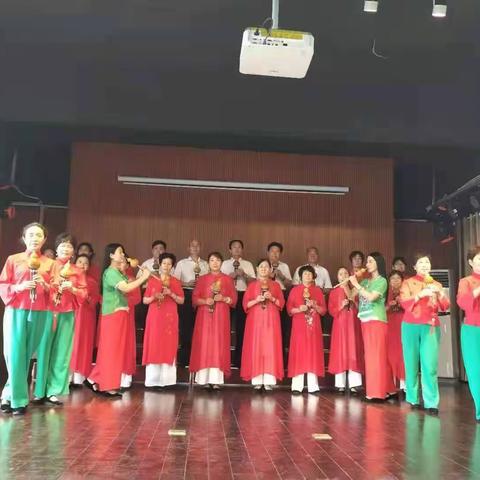 赞陈林老同学多才多艺