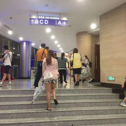 （第二篇）走进上海 | 大宁   上海马戏城