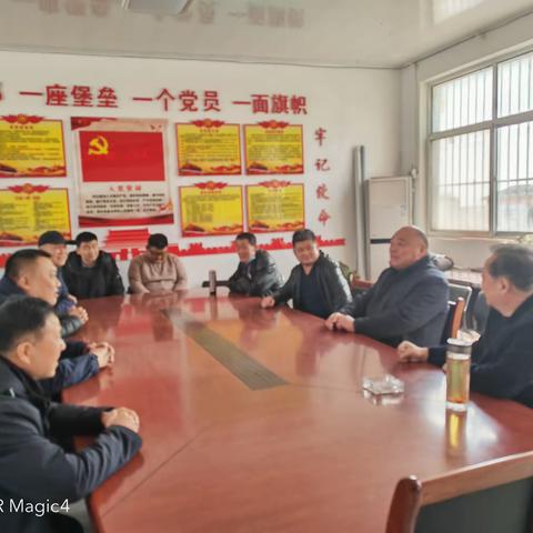 泰安市人民检察院第十党支部到石河王村开展主题党日活动