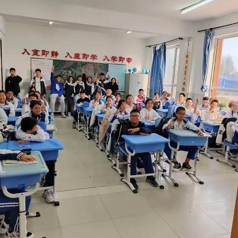 薪火相传，继往开来——记七年四班的跨“届”会面