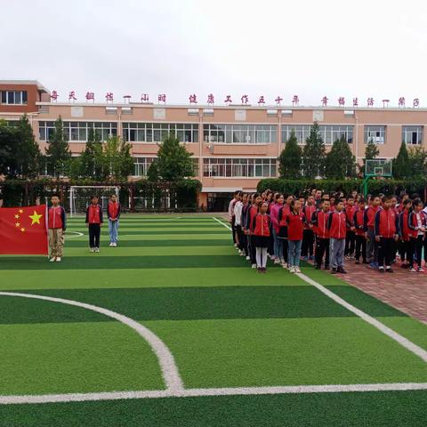 放飞理想  告别母校 师恩难忘