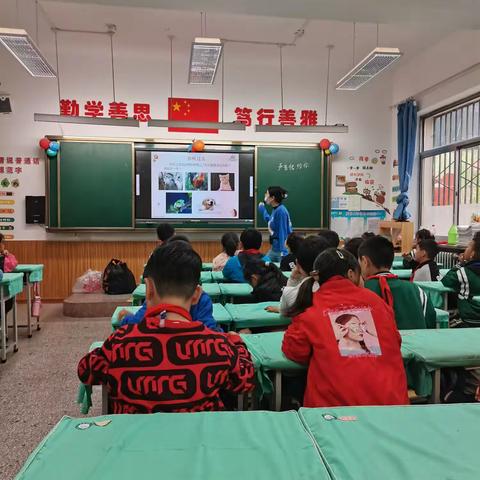 科技让生活更美好——黄陵小学二年四班STEAM