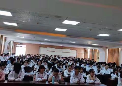 龙海市实验中学高一年段下学期第一次月考总结表彰大会